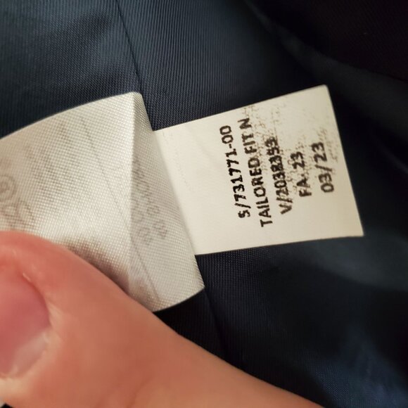 NWT Banana Republic Tailored-fit Houndstooth Suit Jacket; 40S - Picture 7 of 7